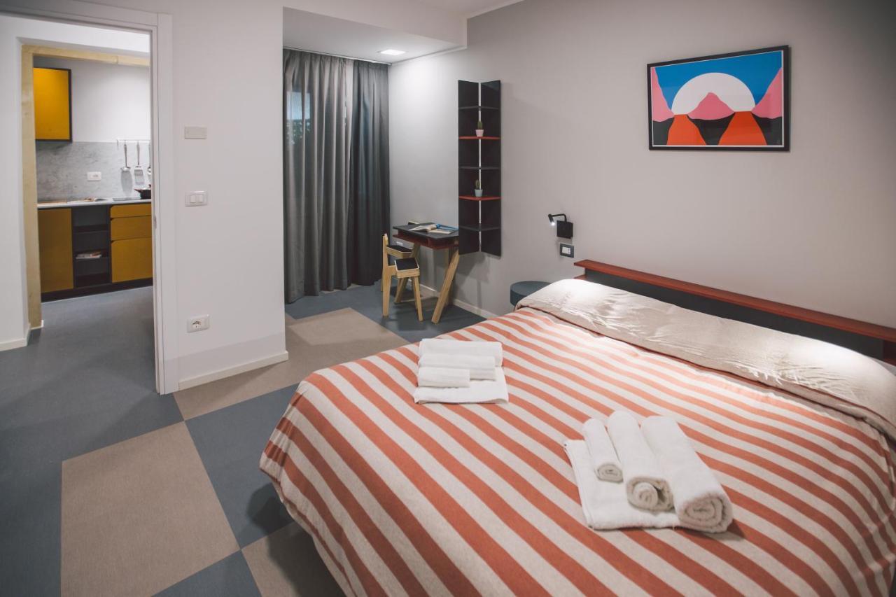 Double Bedroom Apartment Across Ortigia Syracuse Exterior foto